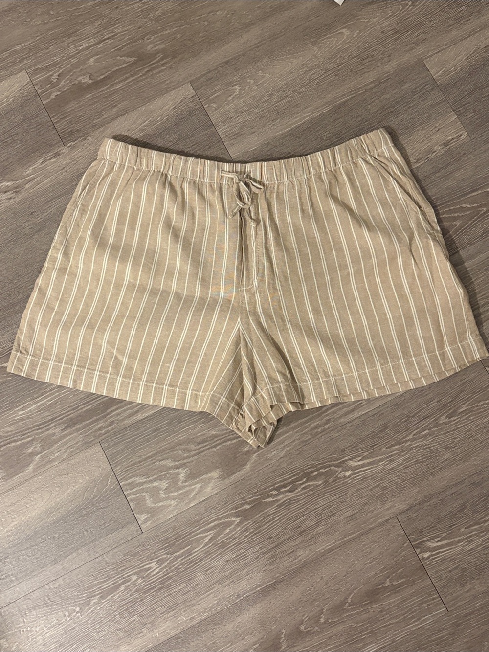 GAP Factory Tan & White Striped Drawcord Shorts